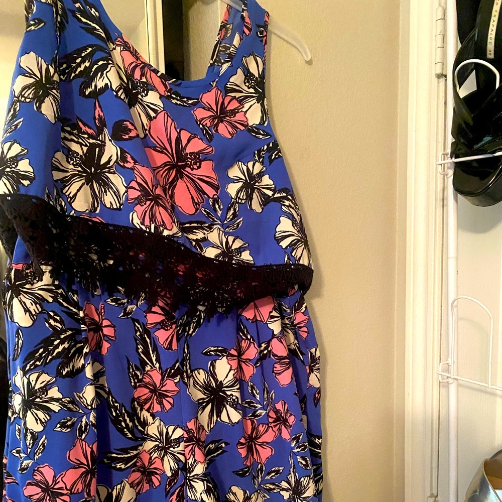 Floral/Hawaiian print short set SIZE:XL Top & Large Shorts